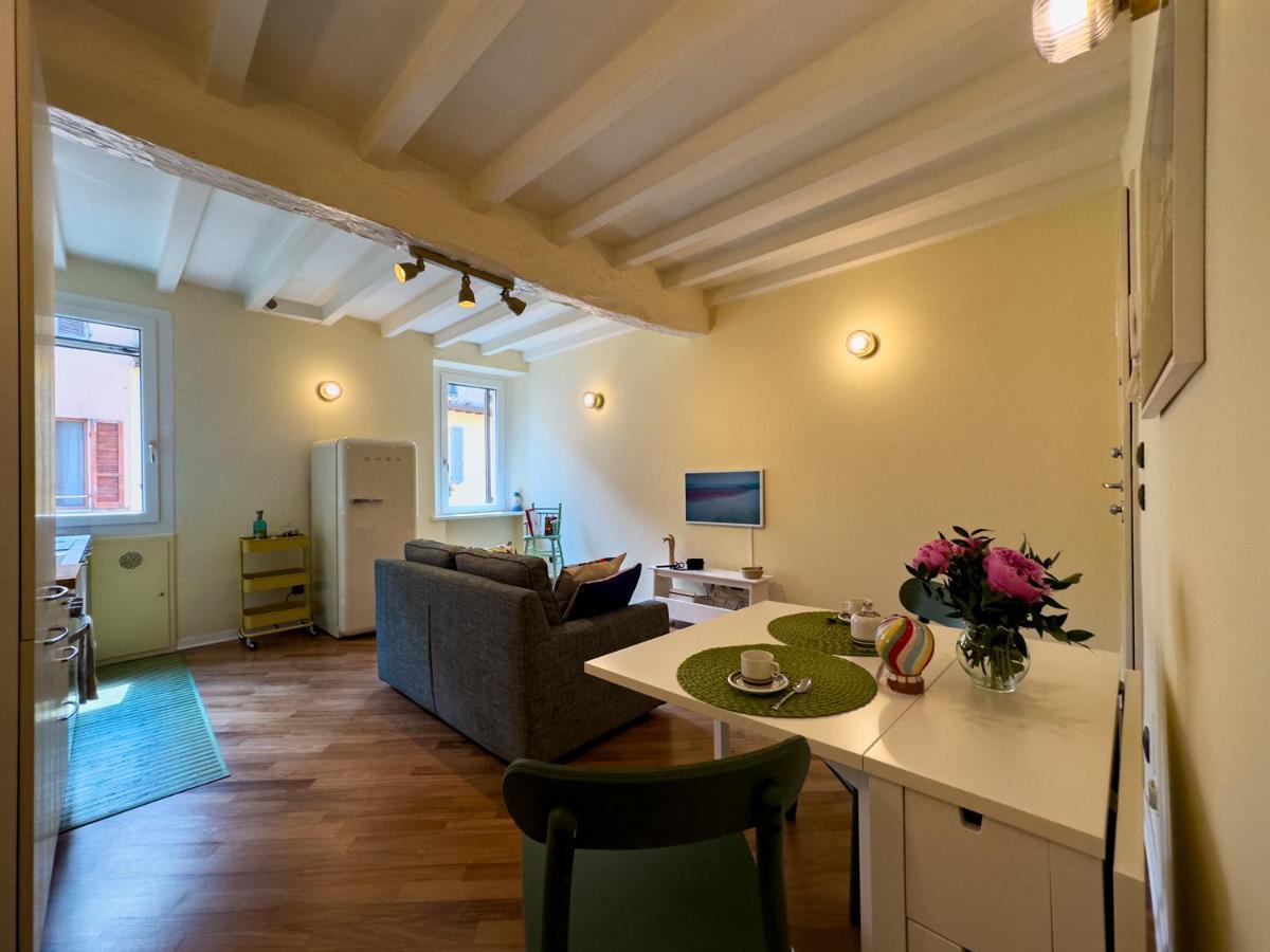 Apartamento Buro Nel Borgo Parma Exterior foto