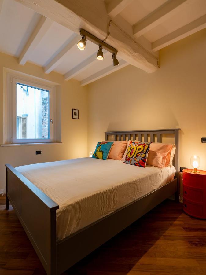 Apartamento Buro Nel Borgo Parma Exterior foto